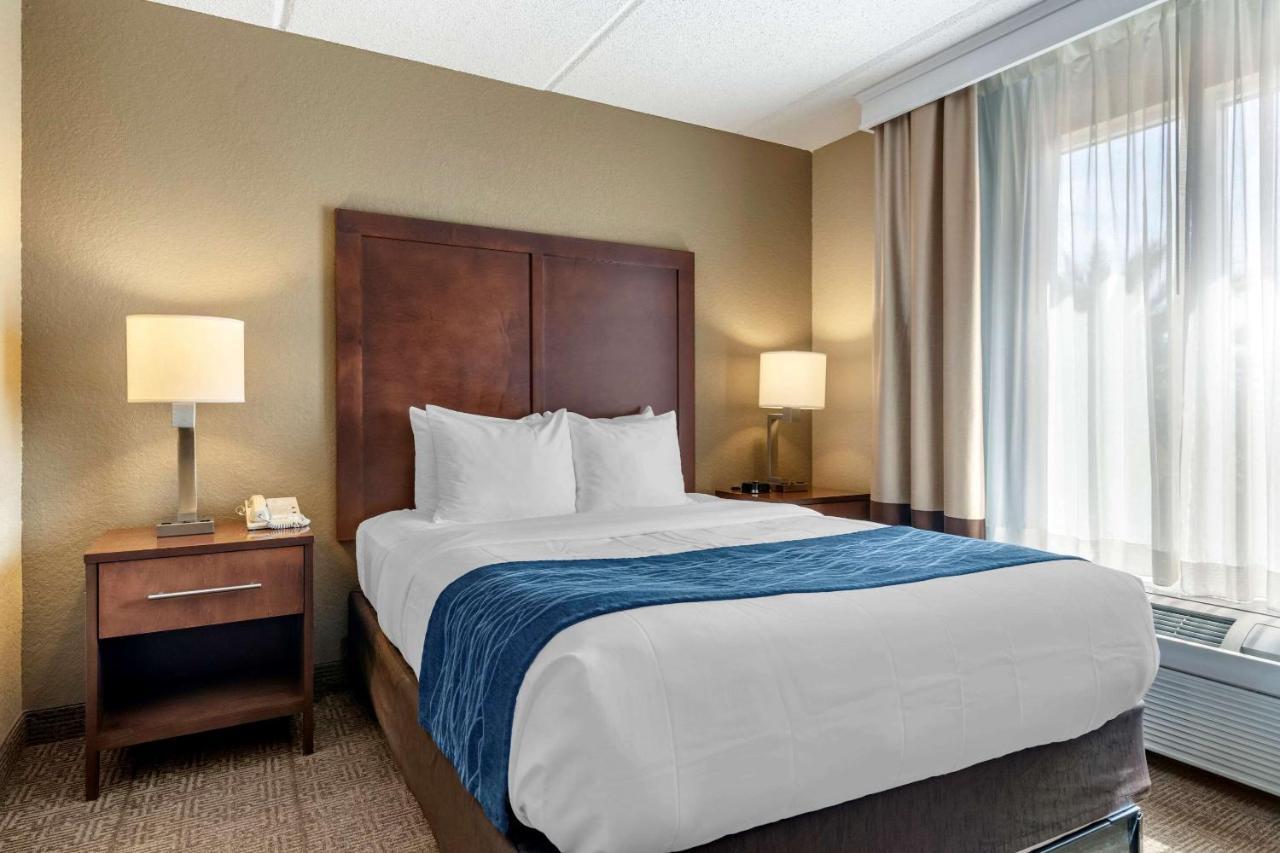 Comfort Inn & Suites Orlando North Sanford Exteriér fotografie